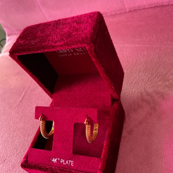 Simply Silver, OS, Gold - Picture 2 of 4